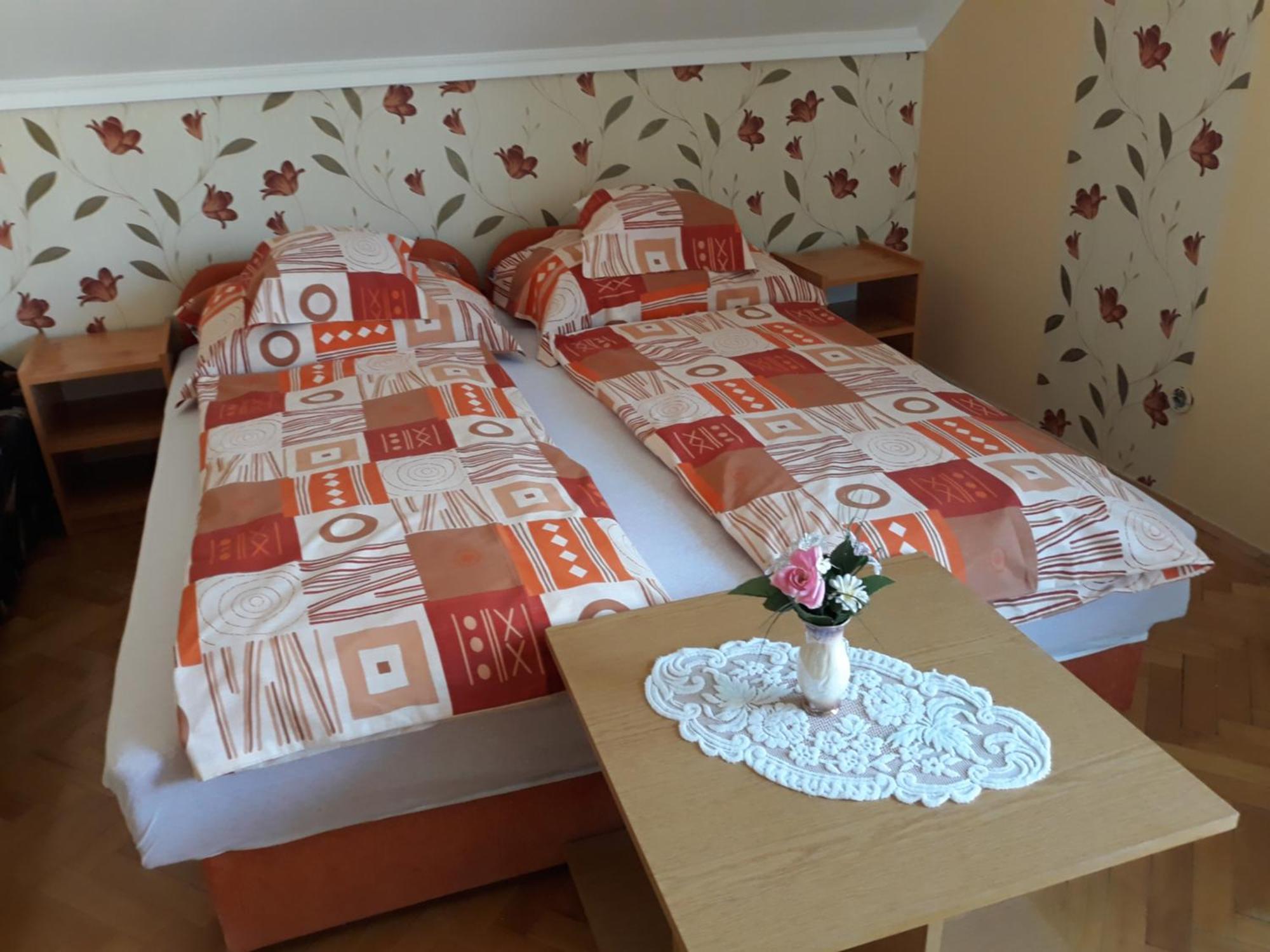 Nati és Bea Vendégház Hajduszoboszlo Exterior foto